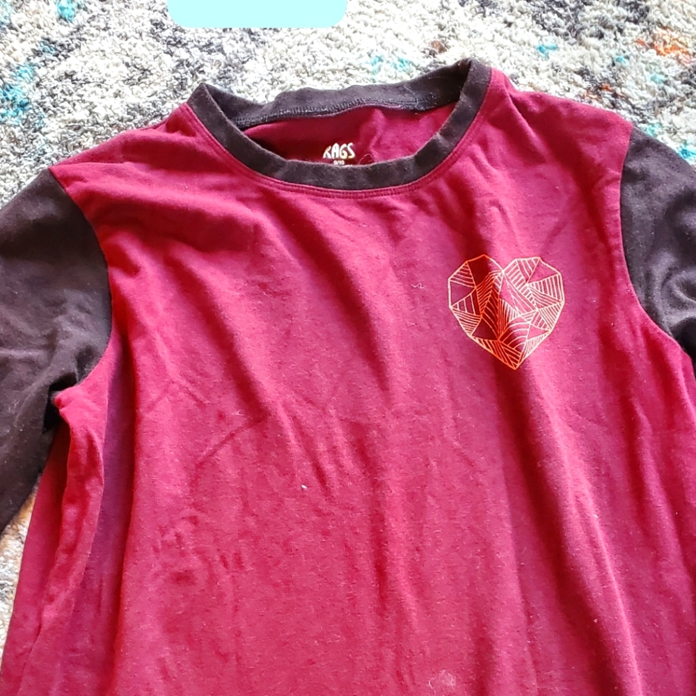 rags 3/4 sleeve geo heart